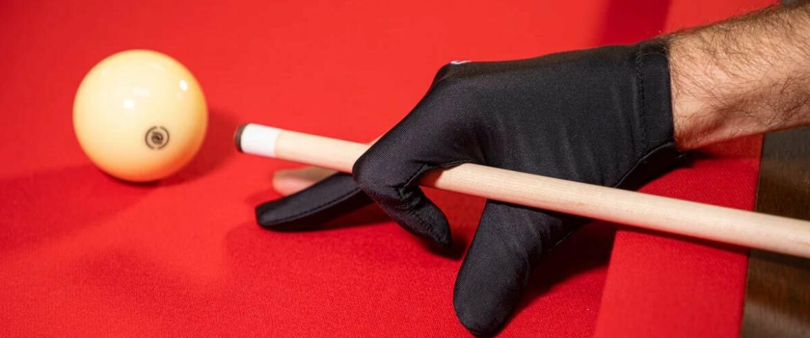 Les meilleurs gants de billard en 2025 ! Avis d’un Pro ! meilleur gant de billard 3 doigts