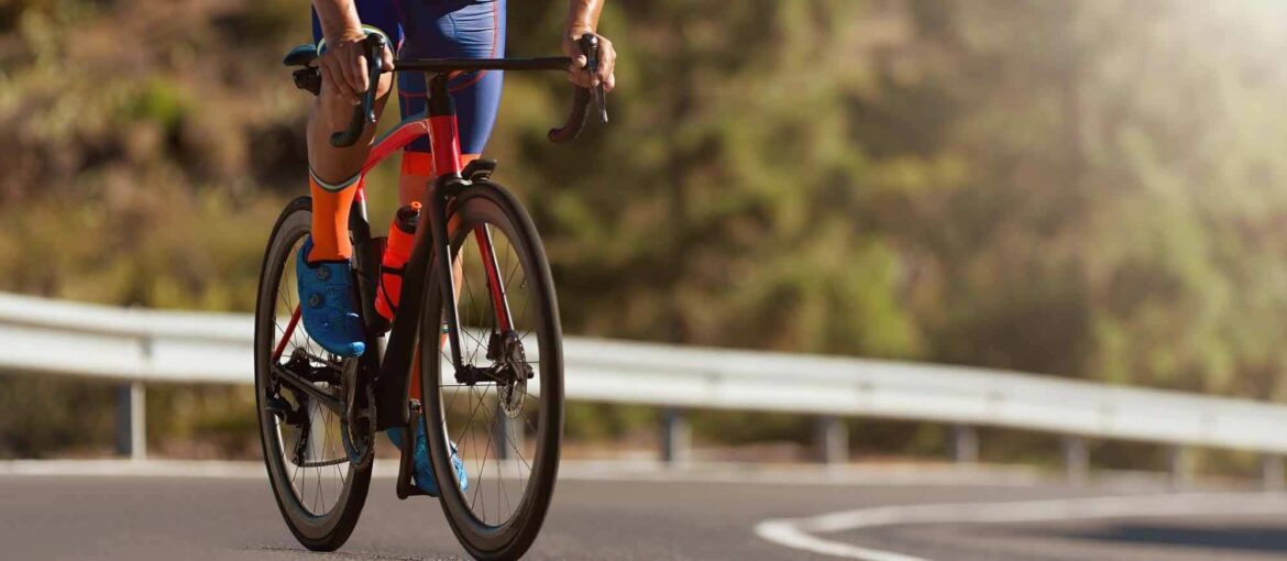 Les meilleures chaussettes de cyclisme ! L’Avis d’un Pro ! meilleures chaussettes vélo cyclisme cycliste vtt