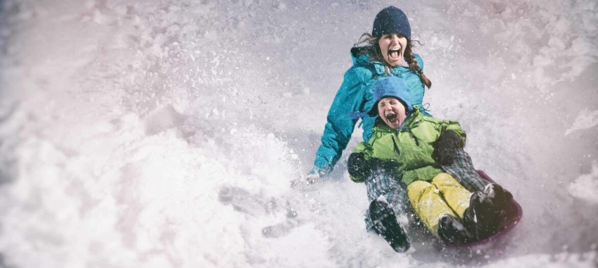 Les meilleures luges adultes et enfants ! Avis d’un Pro meilleure luge enfant adulte gonflable avis comparatif