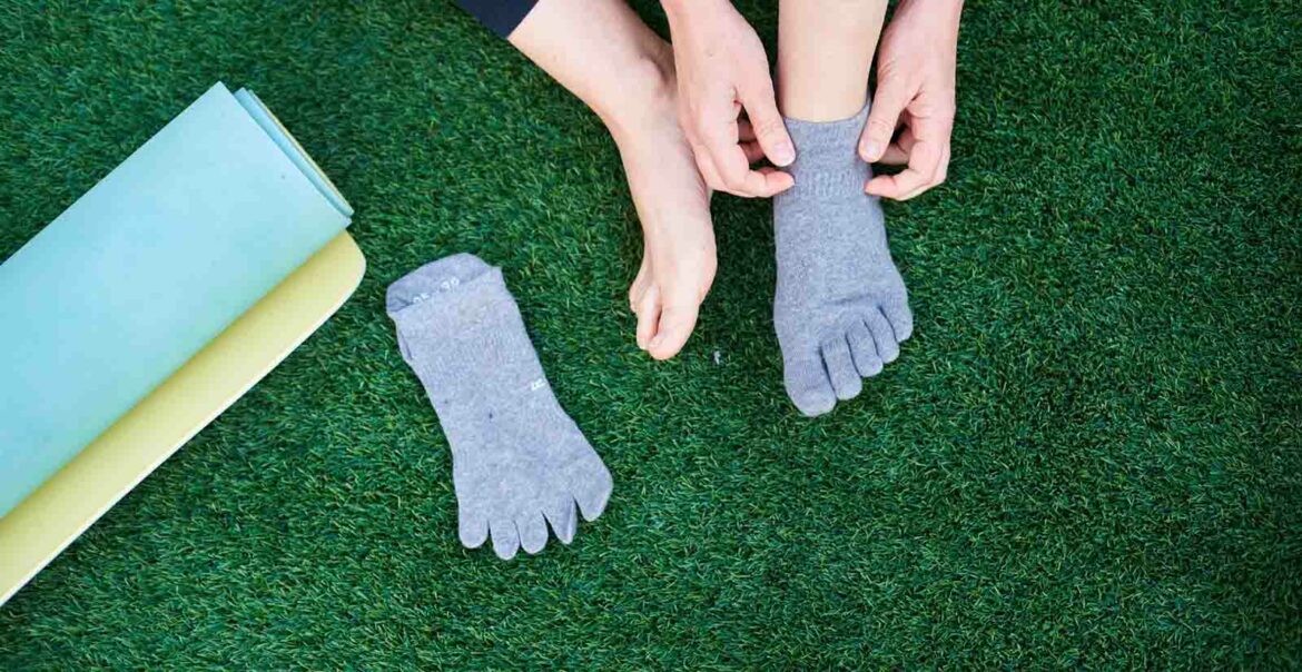 Les meilleures chaussettes de yoga & Pilates ! Avis d’un Coach meilleures chaussettes yoga pilates antiderapantes