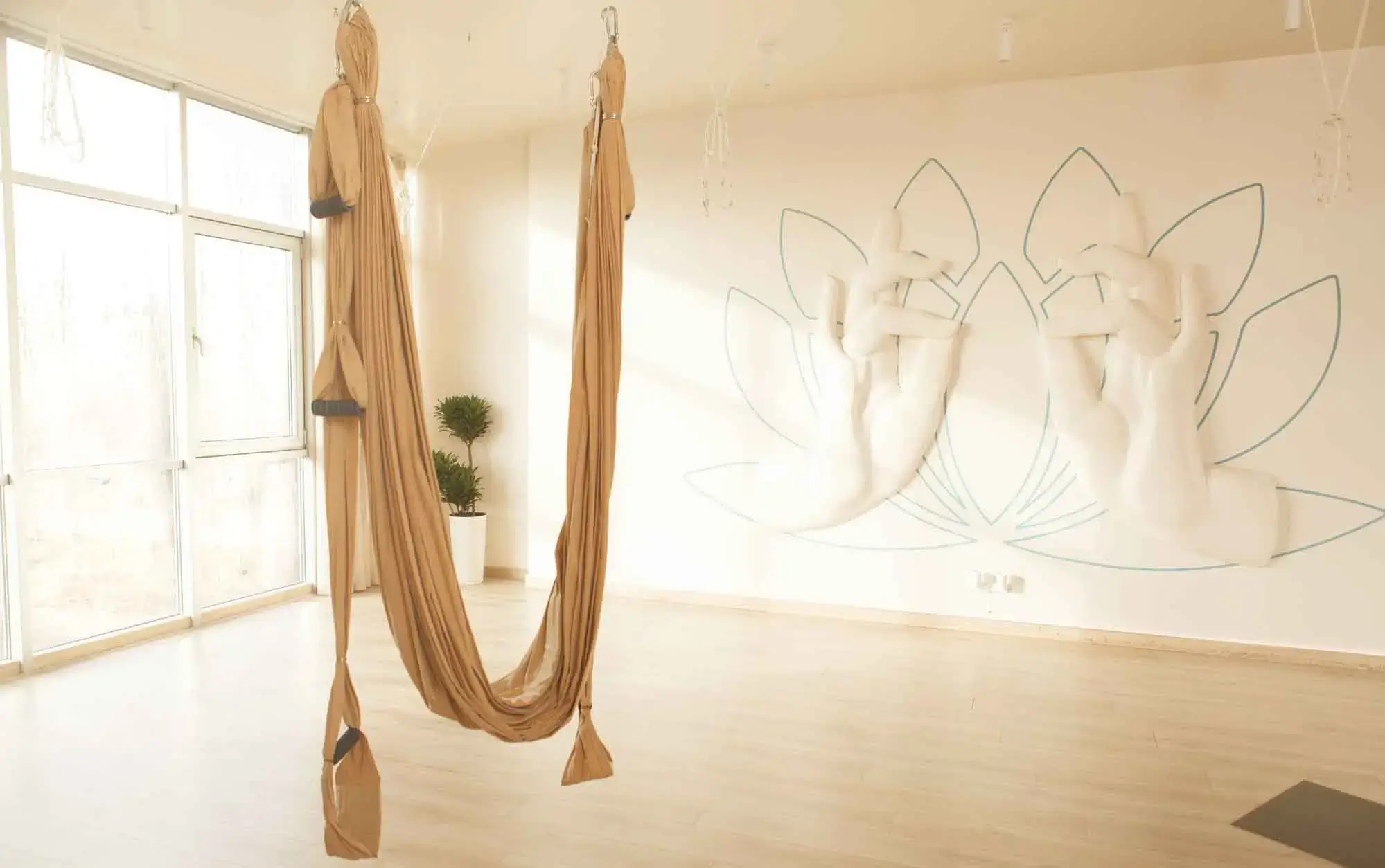 Hamac Élastique Yoga Aérien 5m - Pour Pilates, Yoga Swing - Avec Mousquetons Et Chaînes - Capacité 900kg - Rouge